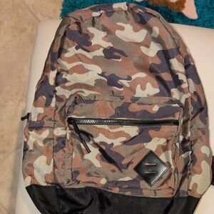 no Boundaries camouflage Backpack